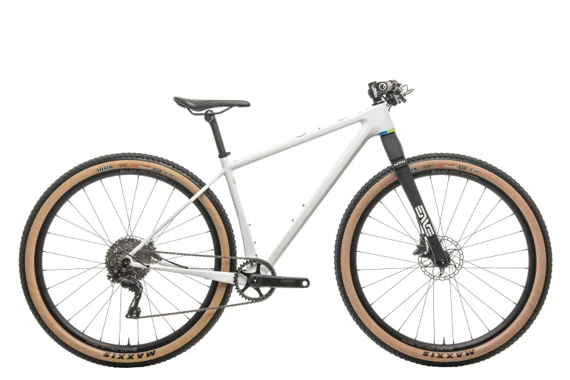 0 1 1 mountain bike medium scaled