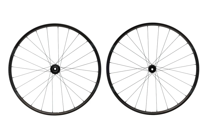 1 1 ultralight carbon gravel wheelset 700c tubeless sram xdr scaled