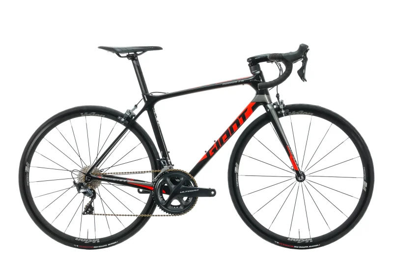 2018 giant tcr advanced pro 1 road bike medium size 1 scaled