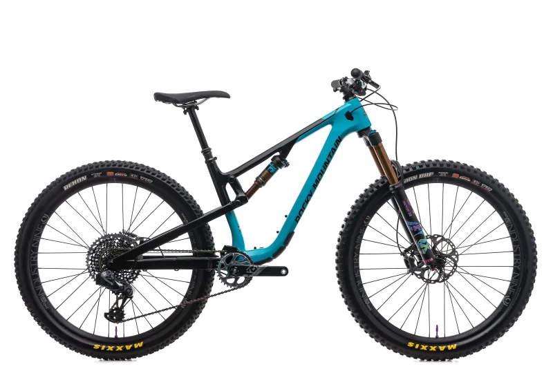 2019 rocky mountain thunderbolt bc edition small mountain bike scaled