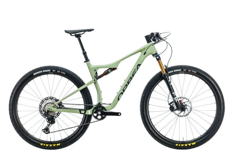 2022 orbea oiz m10 tr large mountain bike top performance scaled