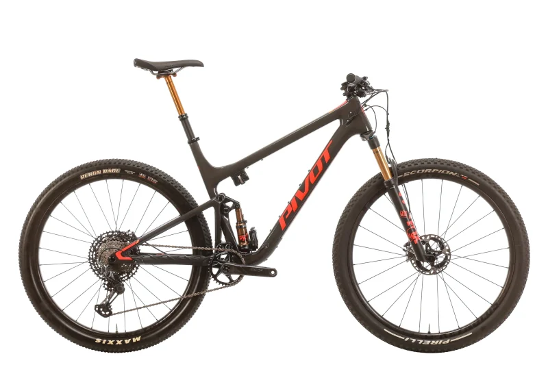 2022 pivot mach 4 sl team xtr mountain bike w fox live valve x large scaled