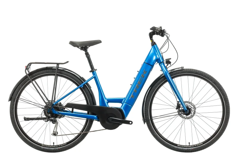 2022 trek verve 3 lowstep commuter e bike small scaled