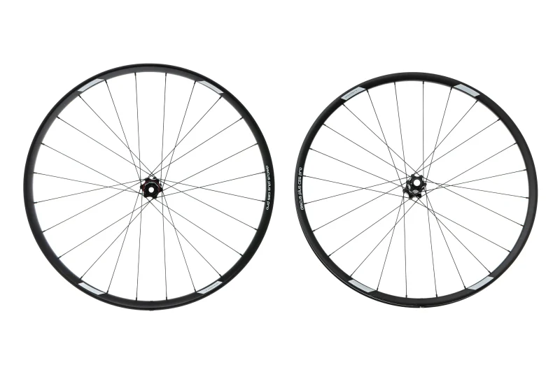 3t discus plus c25 pro 650b tubeless aluminum wheelset 2 scaled