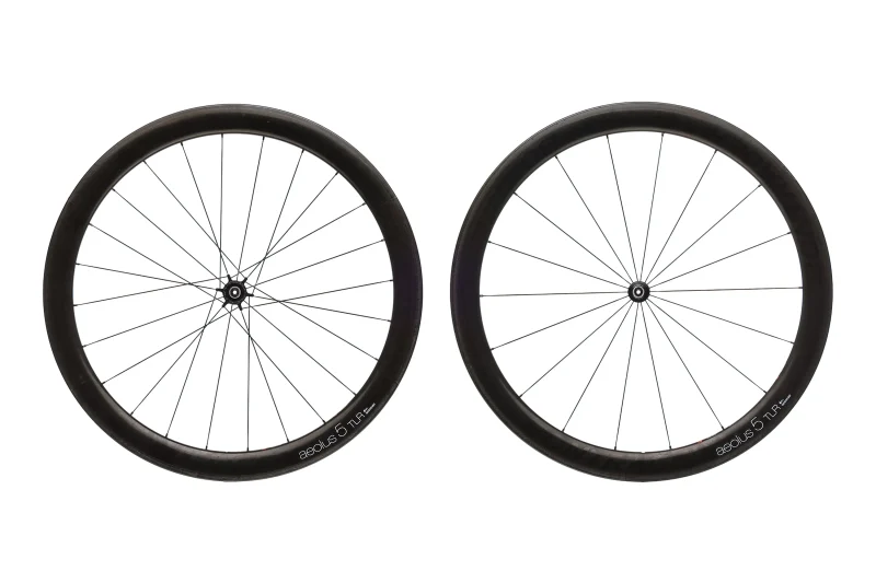 bontrager aeolus 5 tlr d3 carbon tubeless wheelset 700c scaled