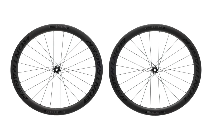 bontrager aeolus pro 5 carbon 700c tubeless wheelset 1 scaled