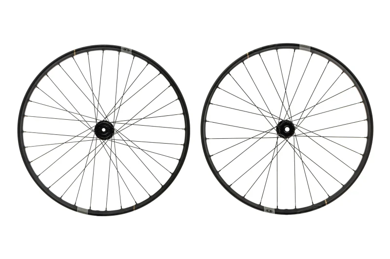 crank brothers synthesis 11 carbon 27 5 tubeless wheelset scaled