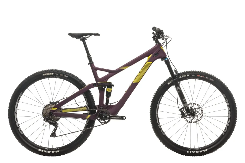 devinci marshall 2018 carbon xt large mountain bike scaled