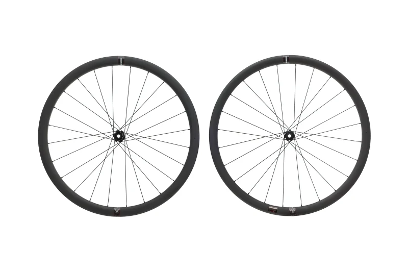 dt swiss 240 hubs carbon tubeless 700c wheelset reserve 34 37 scaled