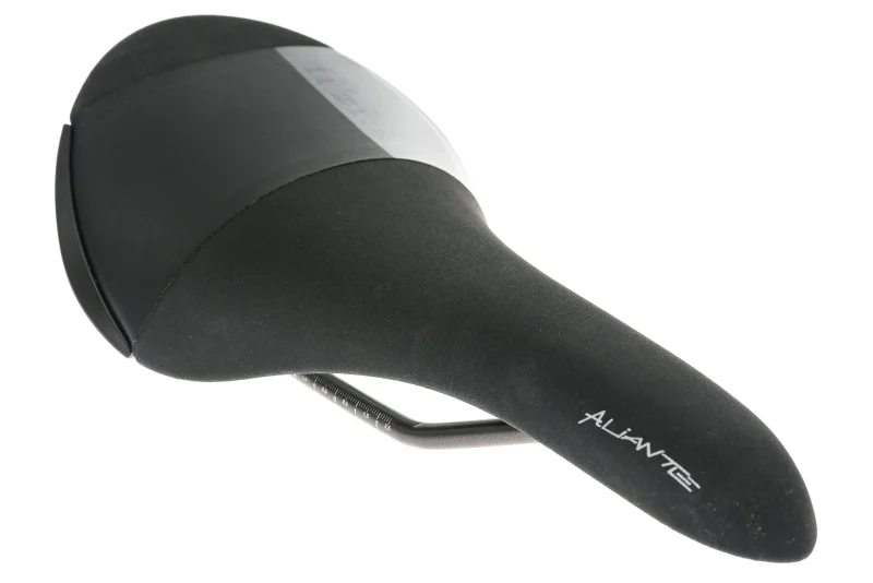 fizik aliante r5 saddle 135mm black k lum rails limited stock scaled