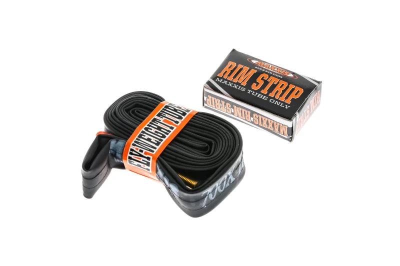 maxxis flyweight 700x18 25 bike tube scaled