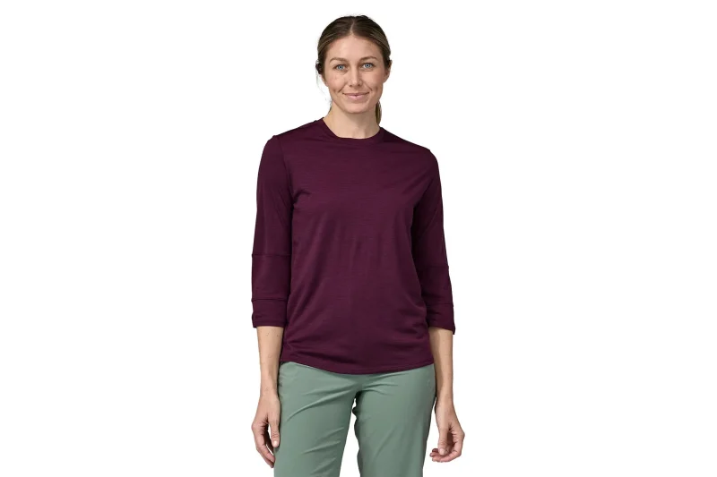 patagonia women s merino 3 4 sleeve bike jersey