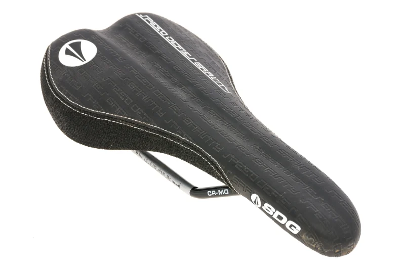 sdg fly mtn cr mo saddle 133mm black scaled