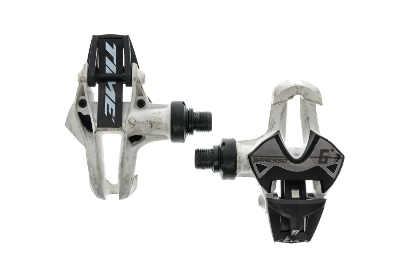 time xpresso 6 white clipless bike pedals easy return option scaled